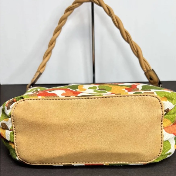 RELIC Tarin Womens Shoulder Bag Canvas Floral-Natural/Floral NWOT - Picture 8 of 10